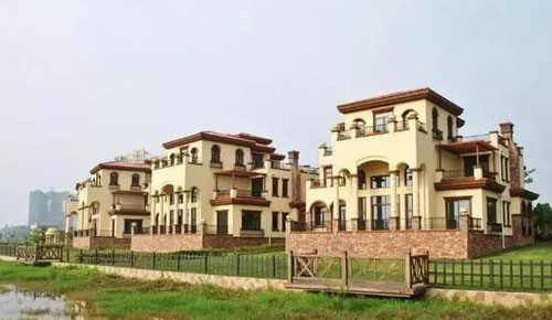 在農村小別墅用真石漆裝修外墻，效果圖美絕了